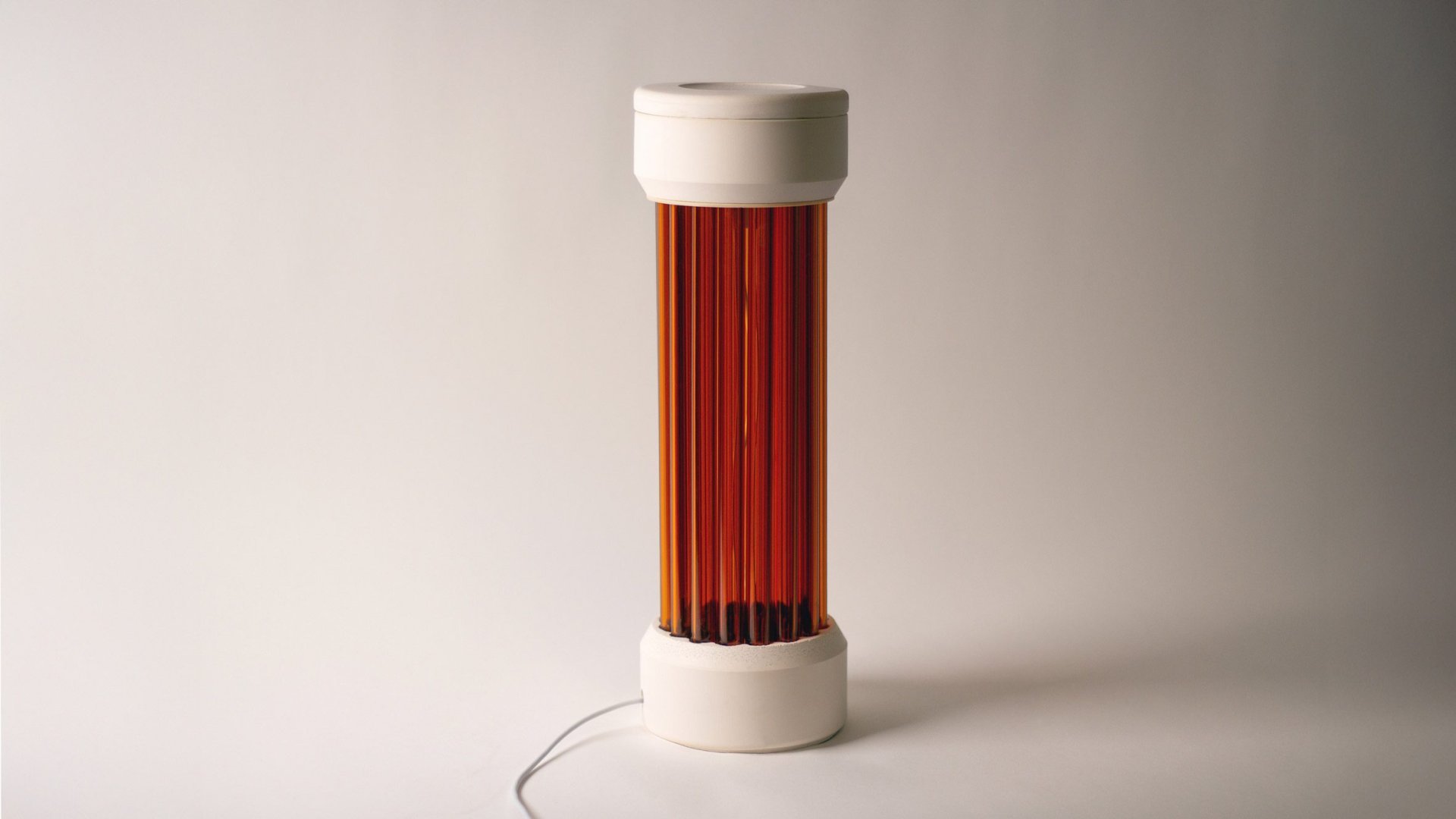 MIT phát triển đèn Geolectric để thử nghiệm vật liệu điện tử bền vững