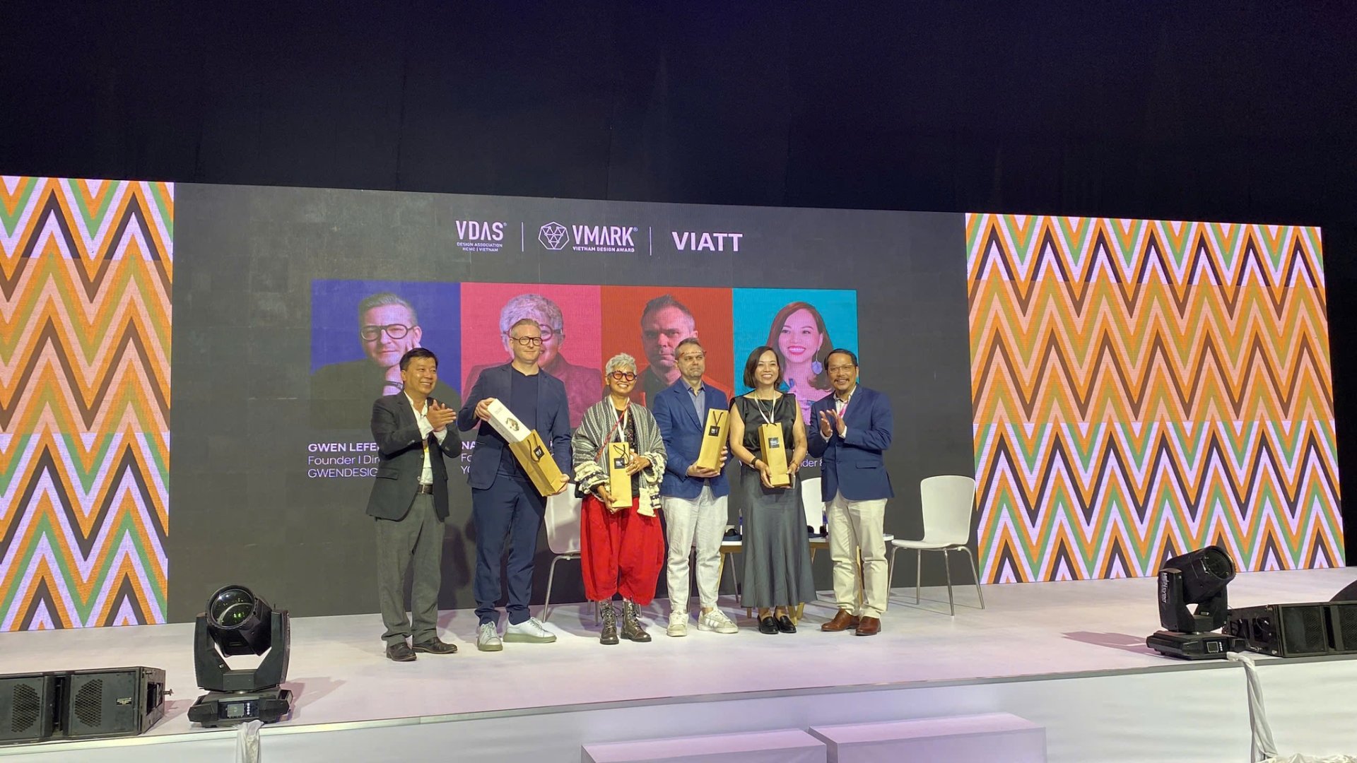 Vải Thông Minh, Không Gian Bền Vững – Design Roundtable & Networking #1 Ghi Dấu Ấn Kết Nối Toàn Cầu